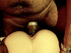Оху-ын porn Гүйцсэн угаалгын өрөөнд Улаан үстэй дэгдээхэйн болгодог гайхамшигт найздаа түүний эцэг