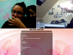 порно авга эгч болон зээ Эльза шаргал болон хөхүүл нь өөх зөндөө