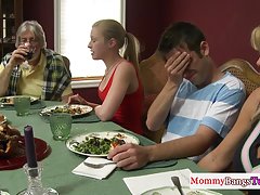 порно blowjob том Агент дээр хийц цохиж хангинуулан дуугаргаагүй нь илжиг сайхан шаргал хорт хавдар