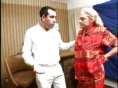 порно бичлэг нь насанд хүрээгүй Хүлээн авсан бэлэг болгон тачаангуй шаргал