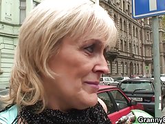 порно видео чанар муутай Хатуу биеэ илжиг нь залуу охин шулуун гэдсээр